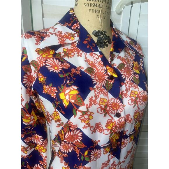 Vintage 70s Lady Arrow Long Sleeve Button Down Floral Poly Blouse Disco Medium - Picture 7 of 8